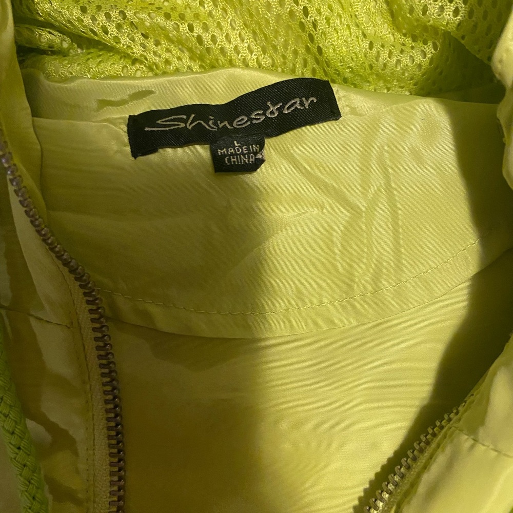 Windbreaker - Picture 2 of 3